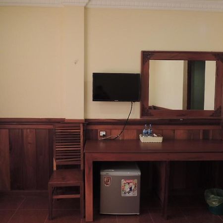 Banan Hotel Battambang Eksteriør bilde