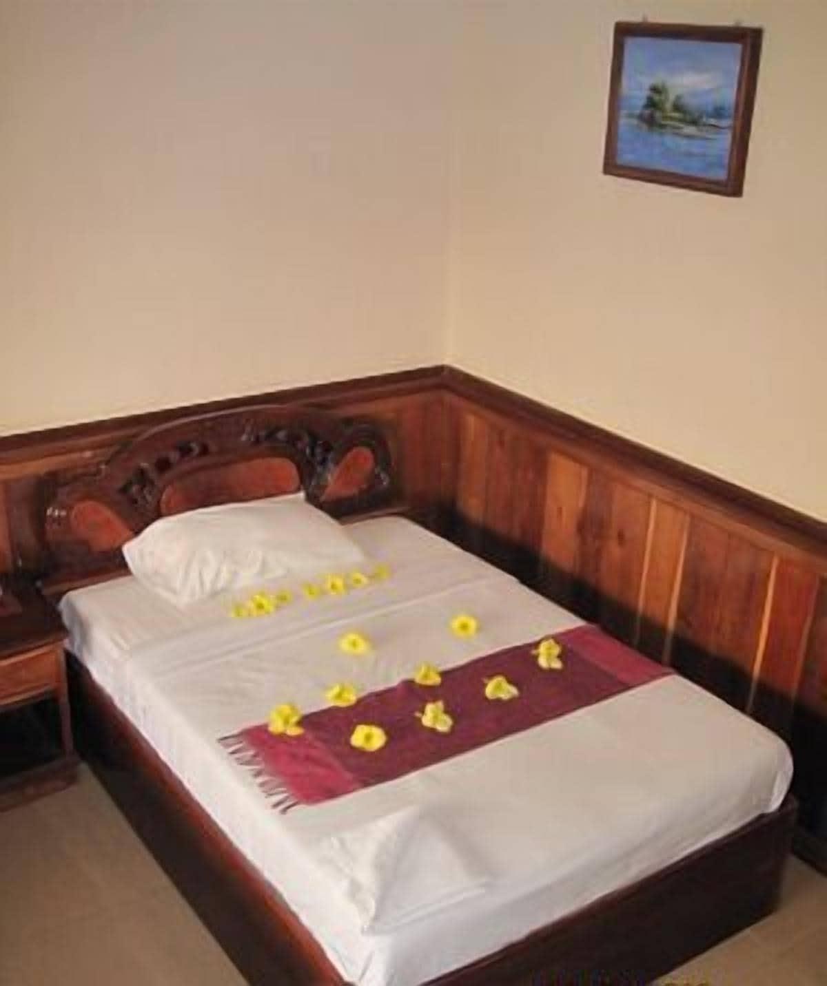 Banan Hotel Battambang Eksteriør bilde